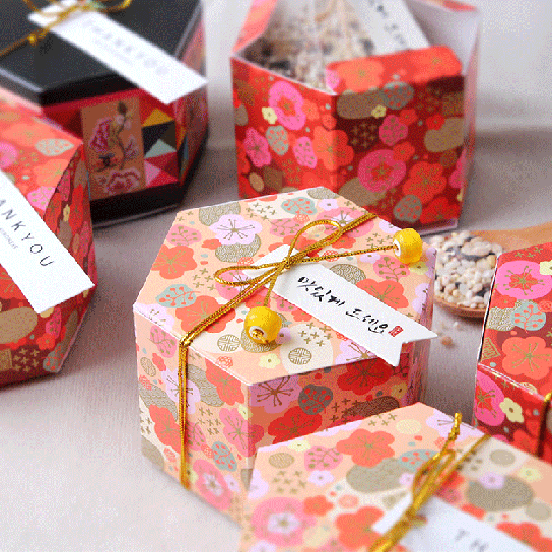 Gift box set display Gift box set display